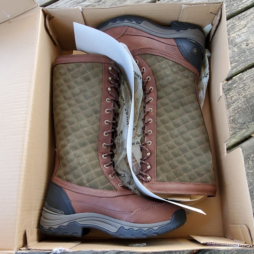 Ariat Jena H20 insulated winter boots 7 lace up